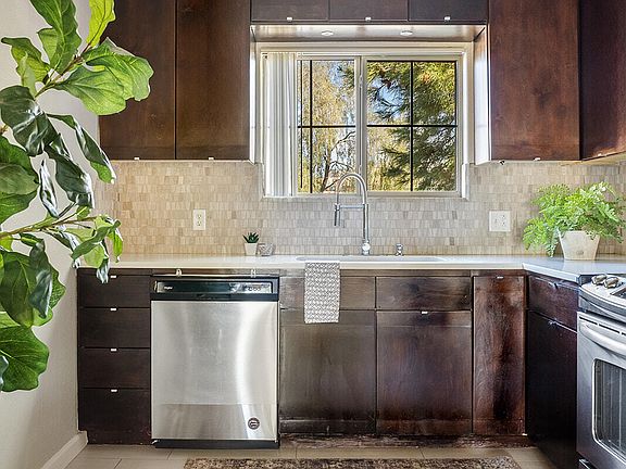 5th image of 1941 S Pierpont Drive #2074