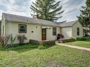 6708 Burma Rd, Waterford, WI 53185