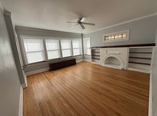 1001 S Humphrey Ave #1, Oak Park, IL 60304