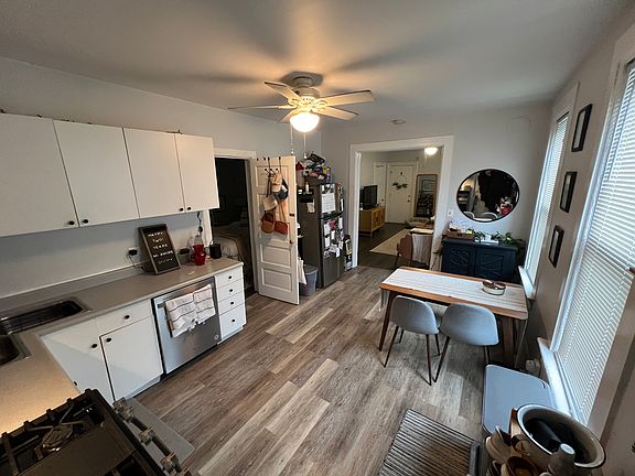 4th image of 2451 N Marshfield Ave #1R