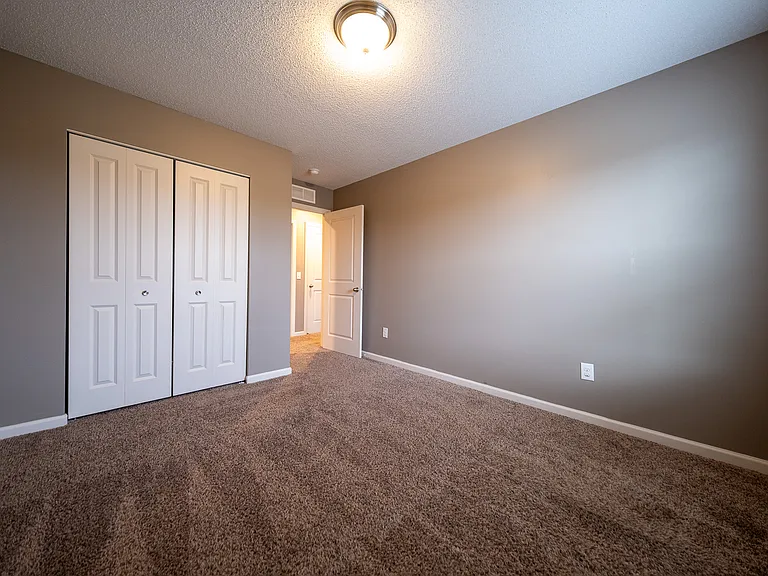 15141 Emory Cir — Photo 21