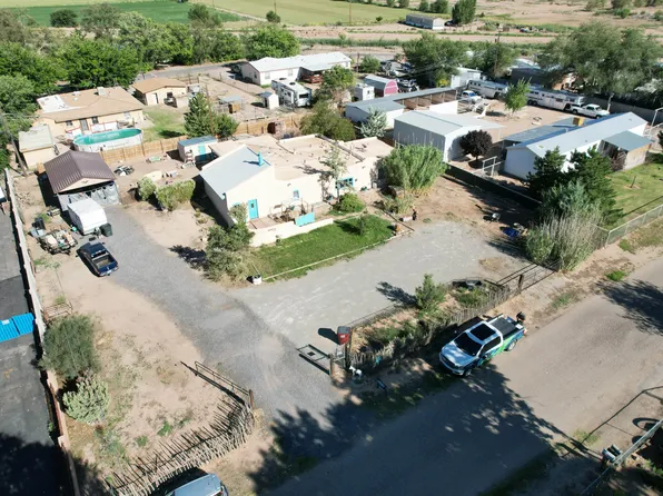 470 Golden Poppy St, Bosque Farms, NM 87068