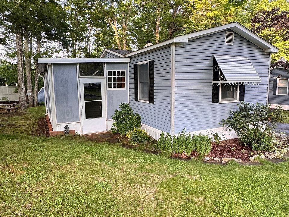 1st image of 24 Stonewood Terrace