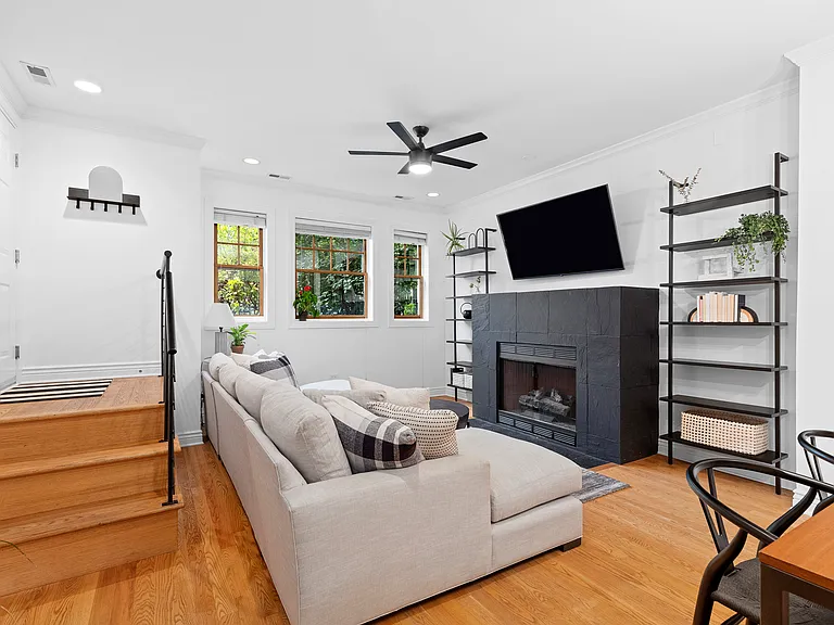 1441 N Wicker Park Ave #1N — Photo 8