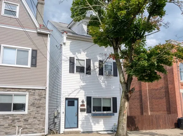 5133 Holmes St, Pittsburgh, PA 15201