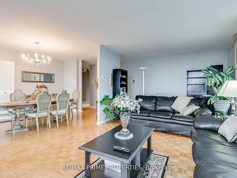 115 Antibes Dr #907 — Photo 5
