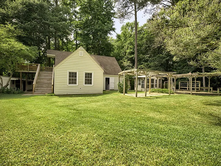 4320 Providence Rd — Photo 35