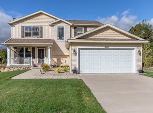 4300 Cinnamon Ln, Leslie, MI 49251