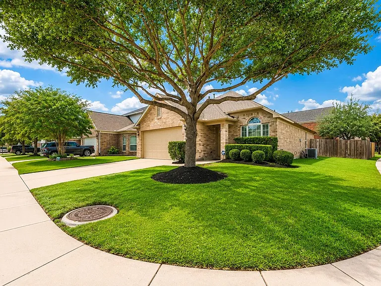 14423 Idylwild Wood Way — Photo 4