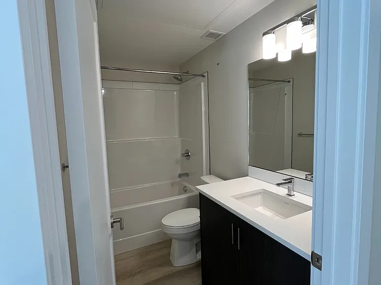 700 Shawnee Sq SW #205 — Photo 6