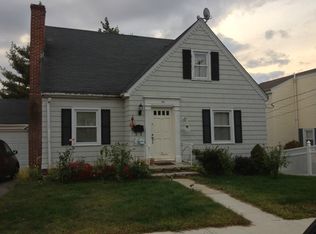 35 Granville Ave, Worcester, MA 01606