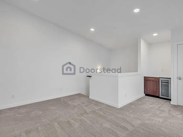 3070 SW Avalon Way #F — Photo 16