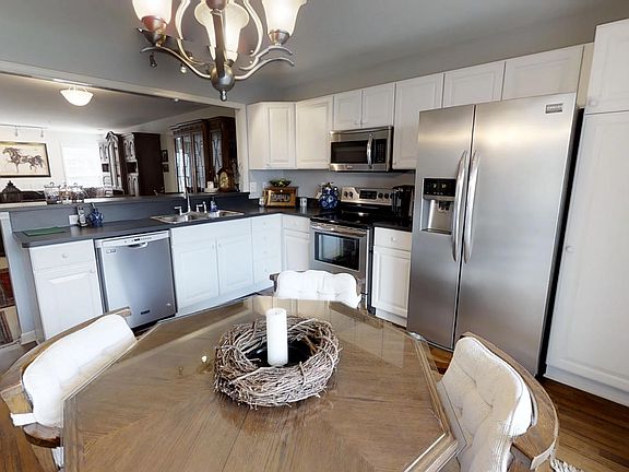 3rd image of 28277 Carlton Way Dr #1