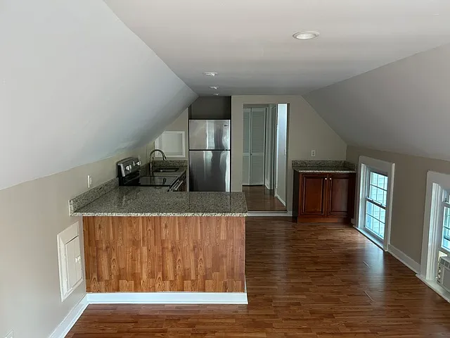 1 bed, 600 sqft, $1,125 — Photo 3