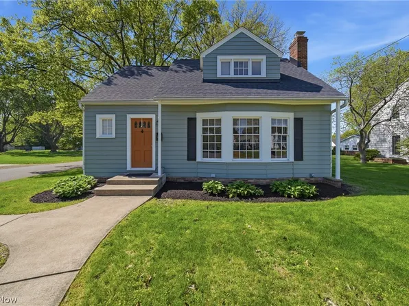 158 35th St NE, Canton, OH 44714