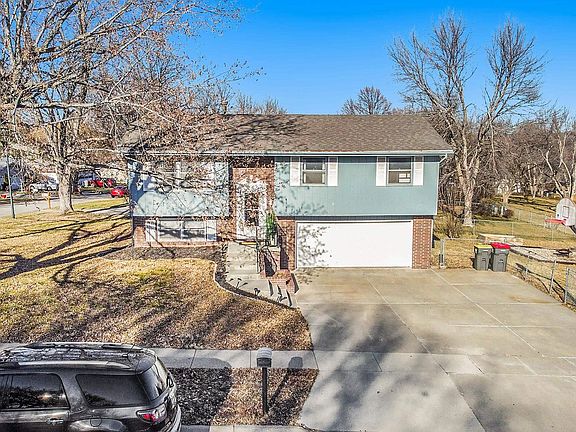 2nd image of 4320 Briarpark Dr