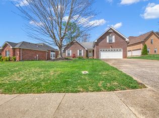 136 Lyme Dr, Clarksville, TN 37043