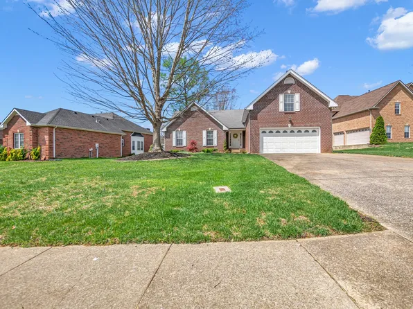 136 Lyme Dr, Clarksville, TN 37043