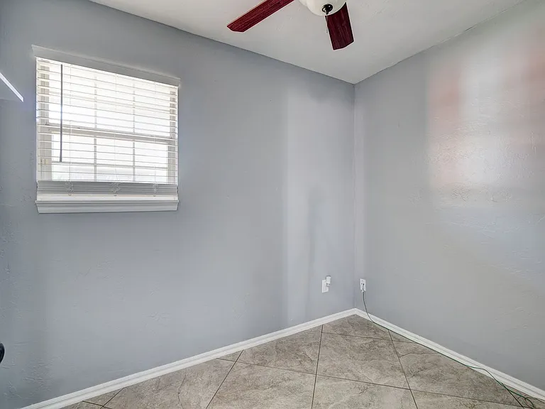 1209 SW 113th St — Photo 9