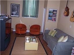 3rd image of 403 Noel Ln