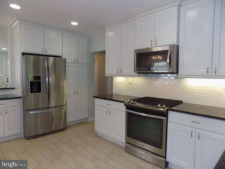 138 S Abingdon St — Photo 6