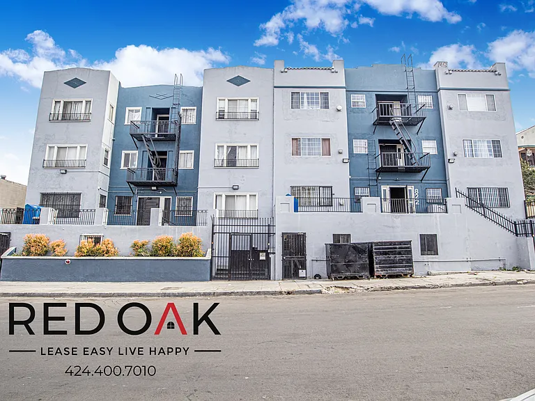 816- 822 S Park View St — Photo 14