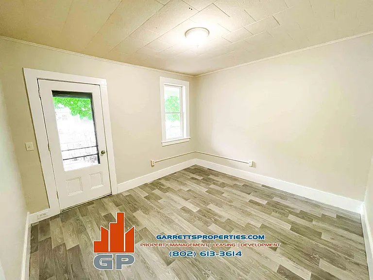 40 1st St #3 — Photo 9