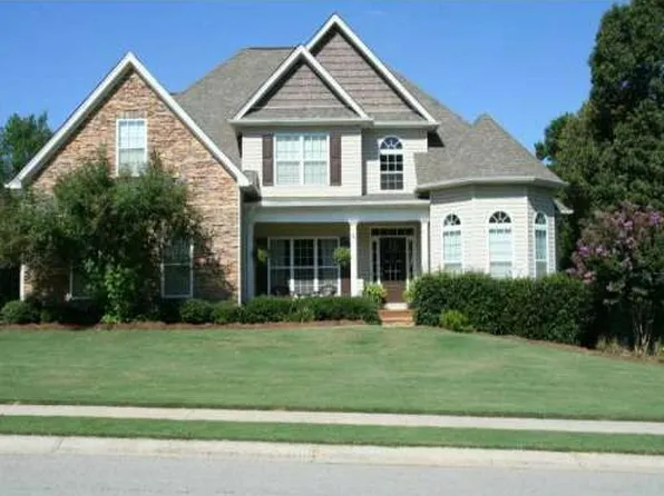 6563 River Station Dr, Lula, GA 30554