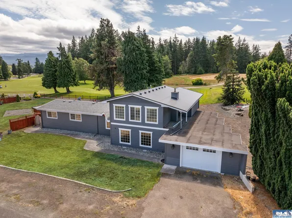 81 Meadowlark Ln, Sequim, WA 98382