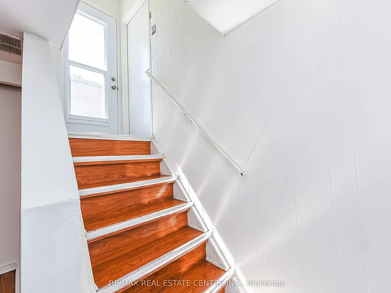45 Autumn Blvd #LOWER — Photo 4
