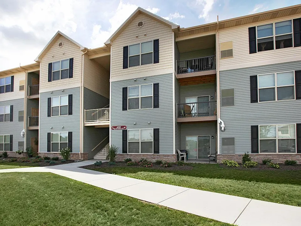 Ivy Ridge Apartments & Townhomes