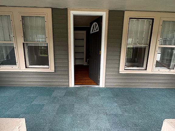 3rd image of 311 W Evers Ave
