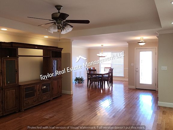 4th image of 206 New Providence Ct