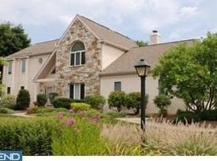 212 Harvest Ln, Broomall, PA 19008