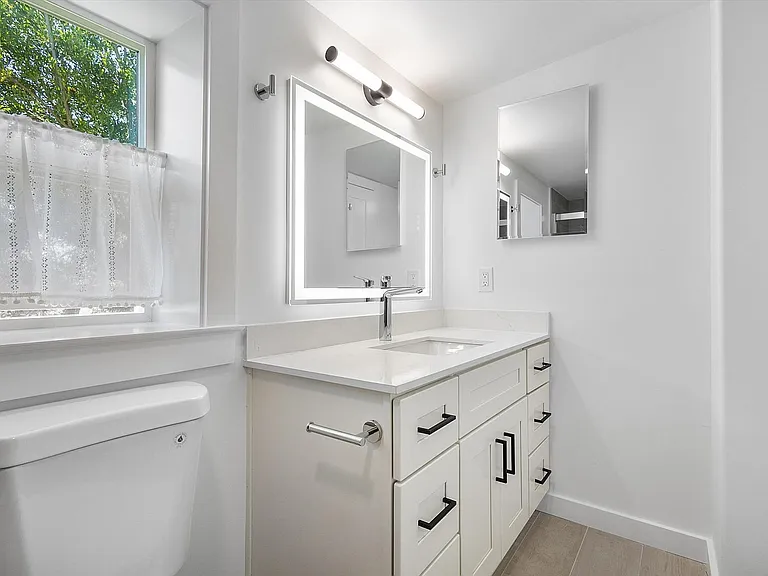 1531 Lafayette St -LU- — Photo 38