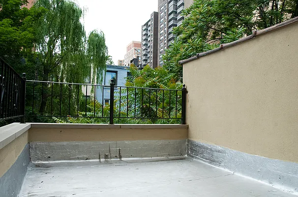 Rented by Easy Rental LLC | media 47