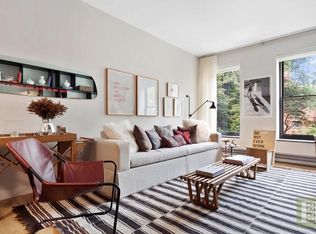 422 W 20th St APT 3E, New York, NY 10011