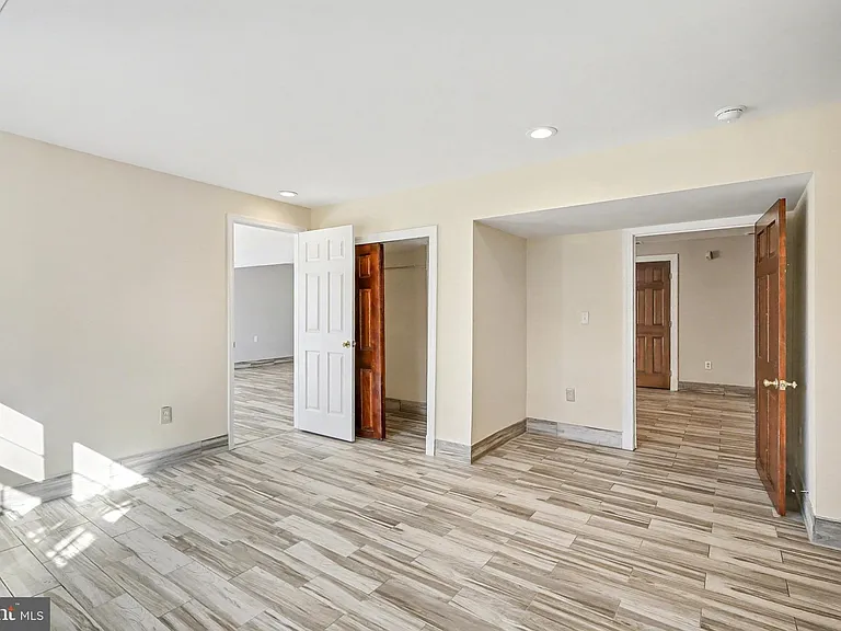 1215 Heritage Hills Dr — Photo 32