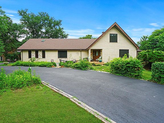 3rd image of 13113 Longwood Ct