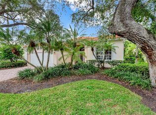 851 Island Club Sq, Vero Beach, FL 32963