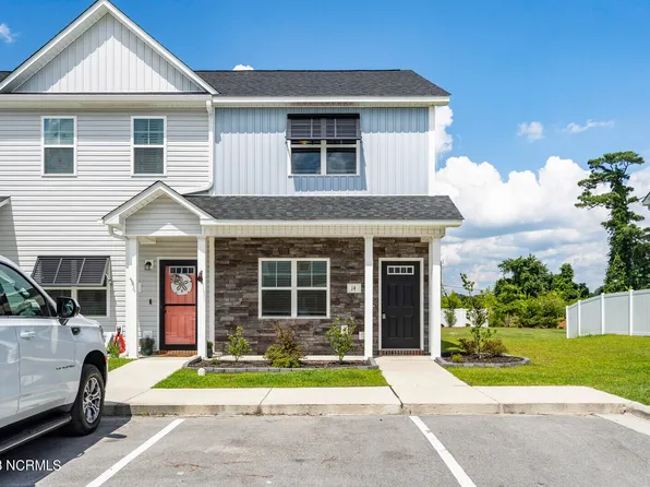 14 Outrigger Drive, Swansboro, NC 28584
