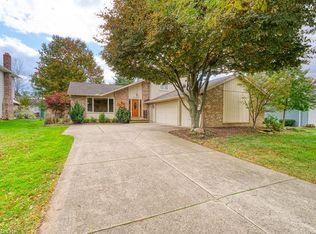 17147 Hawks Lookout Ln, Strongsville, OH 44136