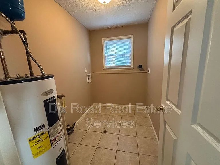 4107 Central Ave — Photo 30