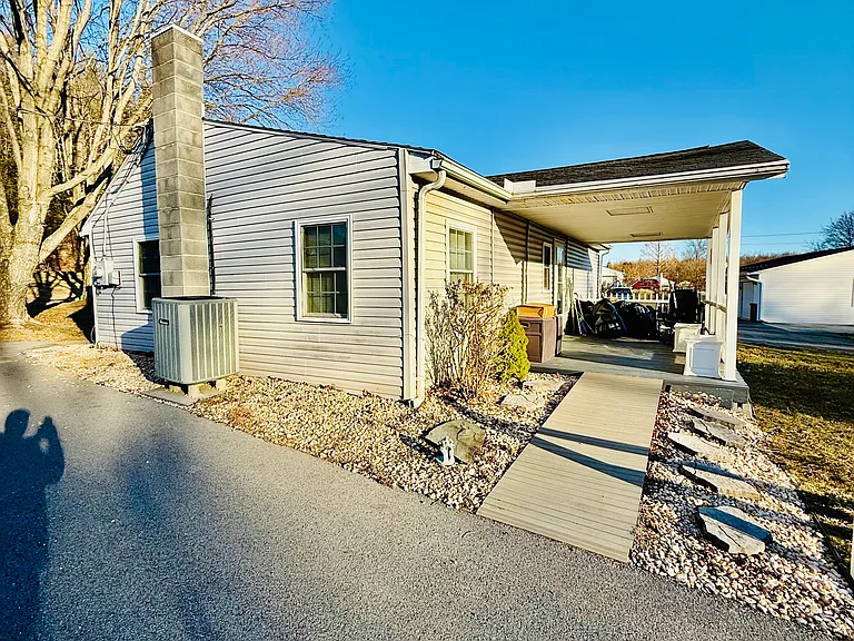 1671 Black Gap Rd — Photo 16