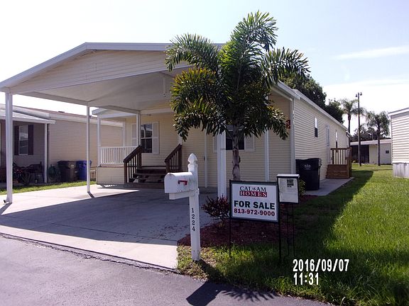 2nd image of 1224 Autumn Dr