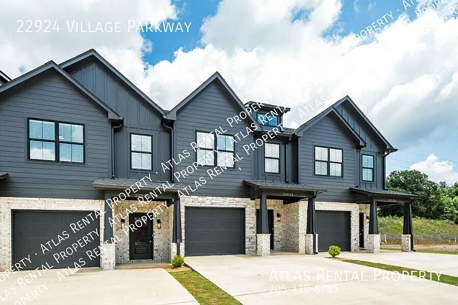 3 bed, 2.5 bath, 1500 sqft, $1,975 — Photo 2