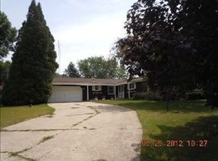 9553 Wilcox Dr, Belvidere, IL 61008
