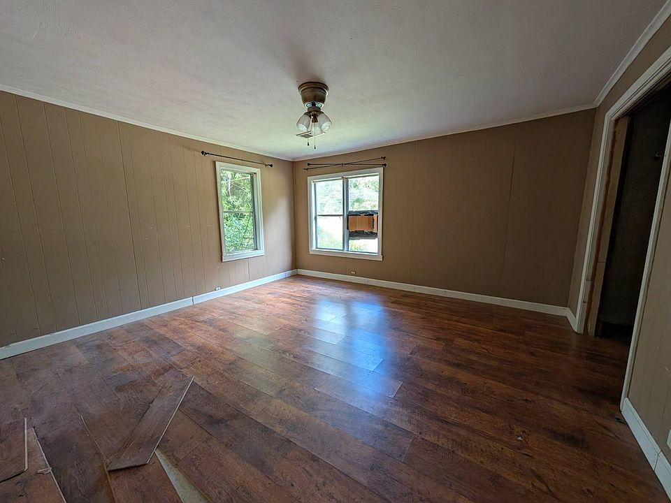 19th image of 502 Hill Ave