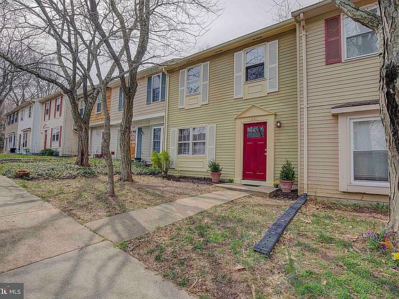 2nd image of 1111 Riverboat Ct