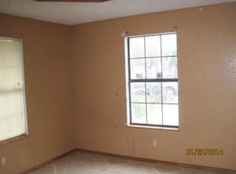 3rd image of 903 N Ohio Ave